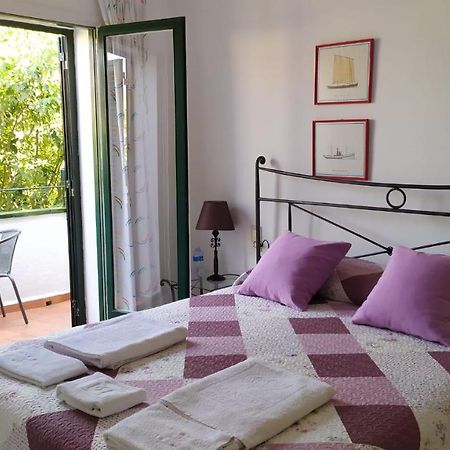 Magnolia, Habitacion Matrimonial Con Bano Uso Privado, En Casa Compartida Apartment Palafrugell Luaran gambar