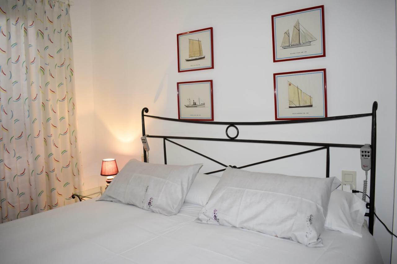 Magnolia, Habitacion Matrimonial Con Bano Uso Privado, En Casa Compartida Apartment Palafrugell Luaran gambar